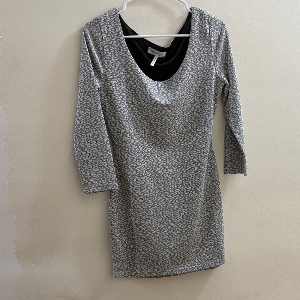 Chic Gray Long Sleeve Dress